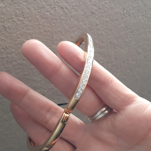 Swarovski Signature Jewelry Bangle Bracelet New - Picture 5 of 9